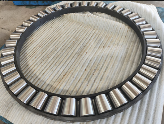 Single Cylindrical Big Thrust Roller Bearings And Slewing Ring Bearing